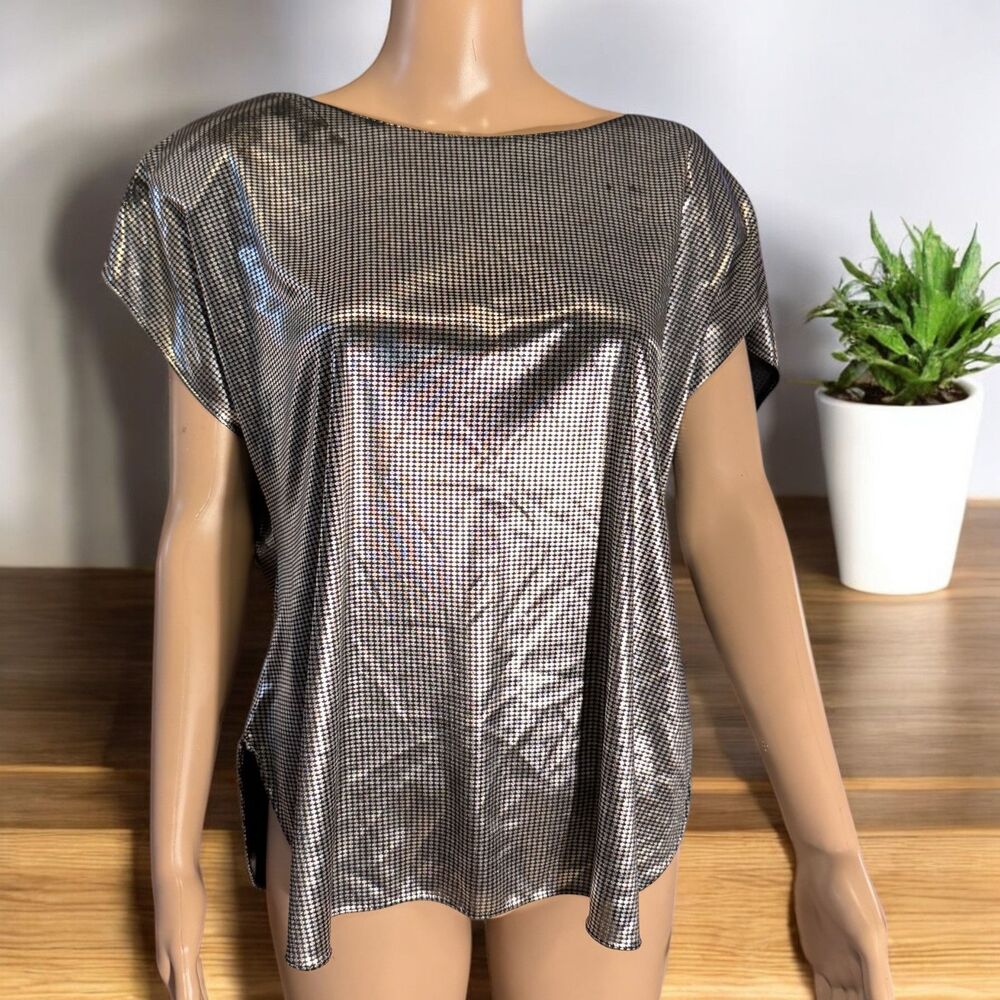 VTG GIANNA Top Blouse Women Size M Short Sleeves Metallic Silver Disco Punk